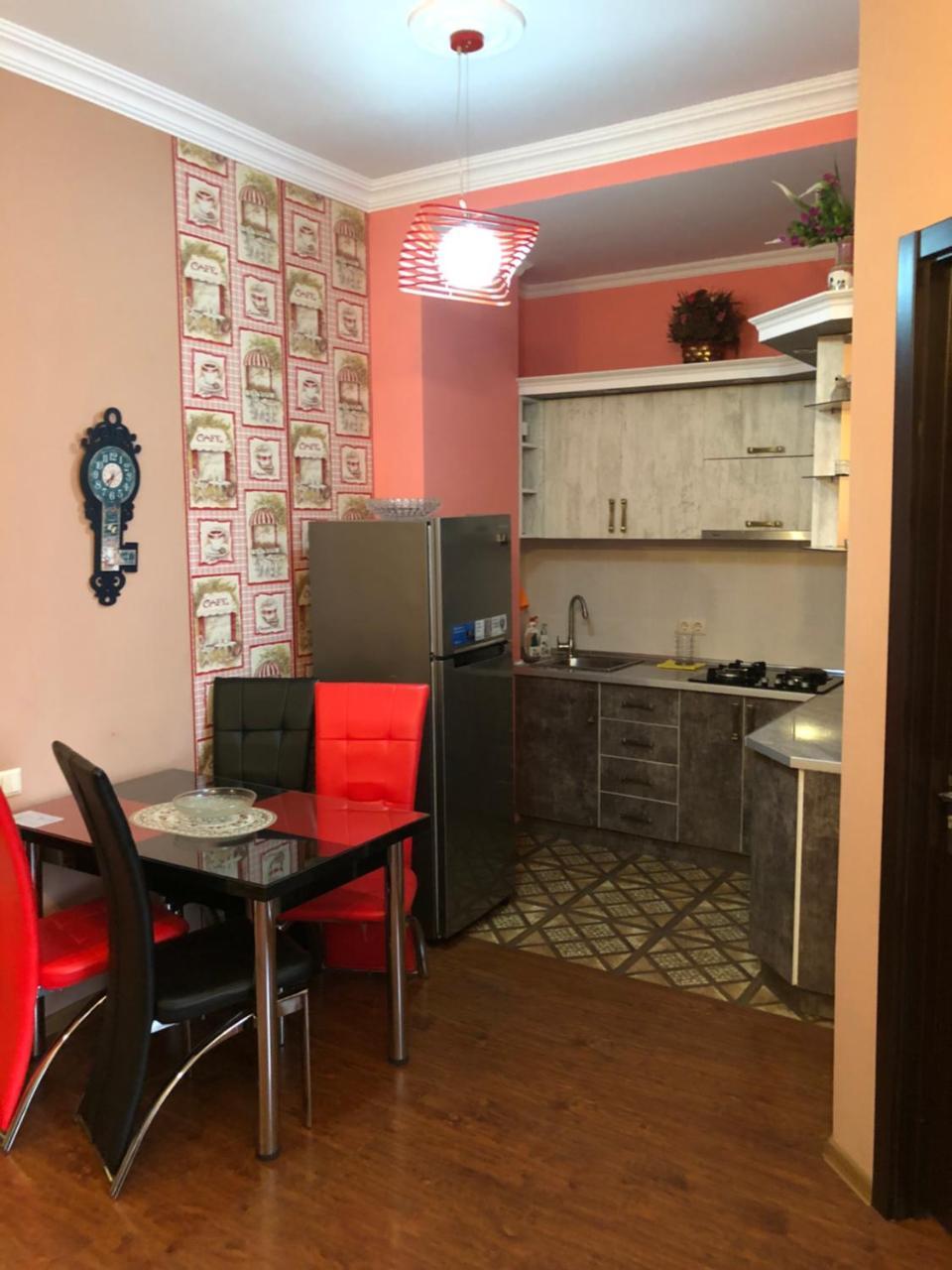 Apartment Gio Batumi Bagian luar foto