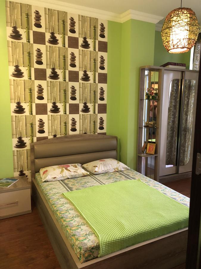 Apartment Gio Batumi Bagian luar foto