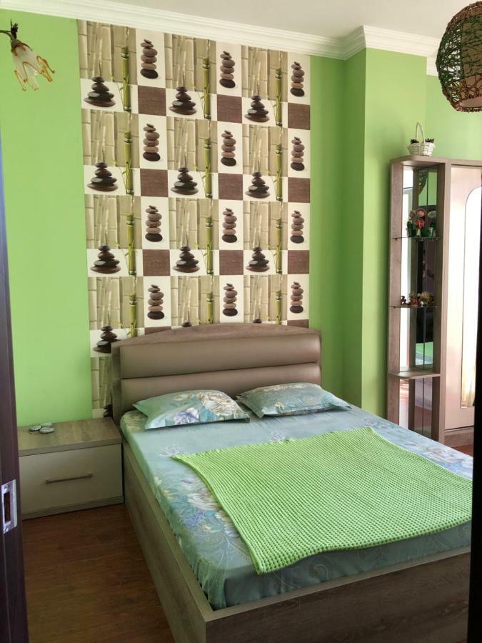 Apartment Gio Batumi Bagian luar foto